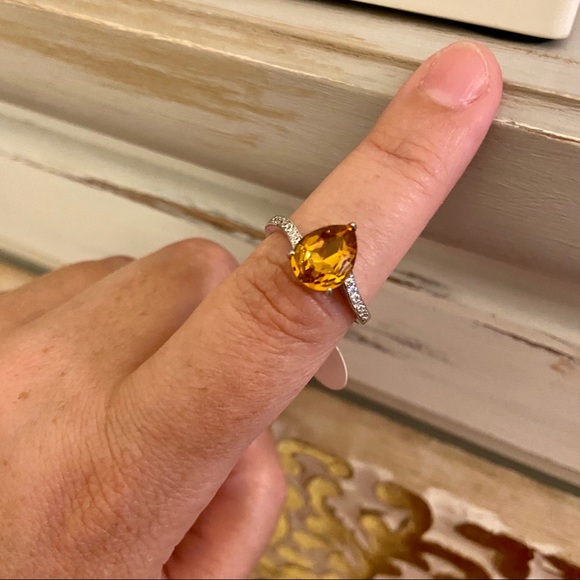 Gorgeous Amber Ring with faux diamond accents - Picture 3 of 5